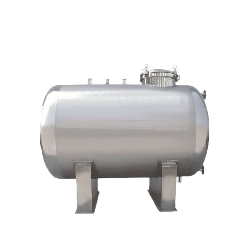 Serbatoio di stoccaggio per la fermentazione orizzontale del sakè