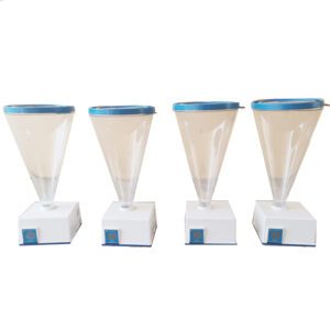 Attrezzatura per laghetto: mangiatoia automatica per pesci, con distributore a tramoggia