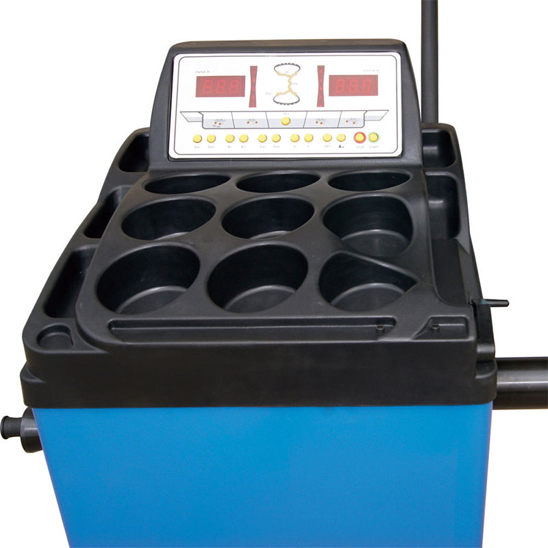 Compatible with 10–24 inch wheel rims and tires of multiple vehicle models; the jaw clamps provide firm clamping without slipping.