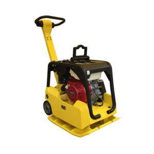 Reversible vibratory gasoline engine plate compactor for soil compaction