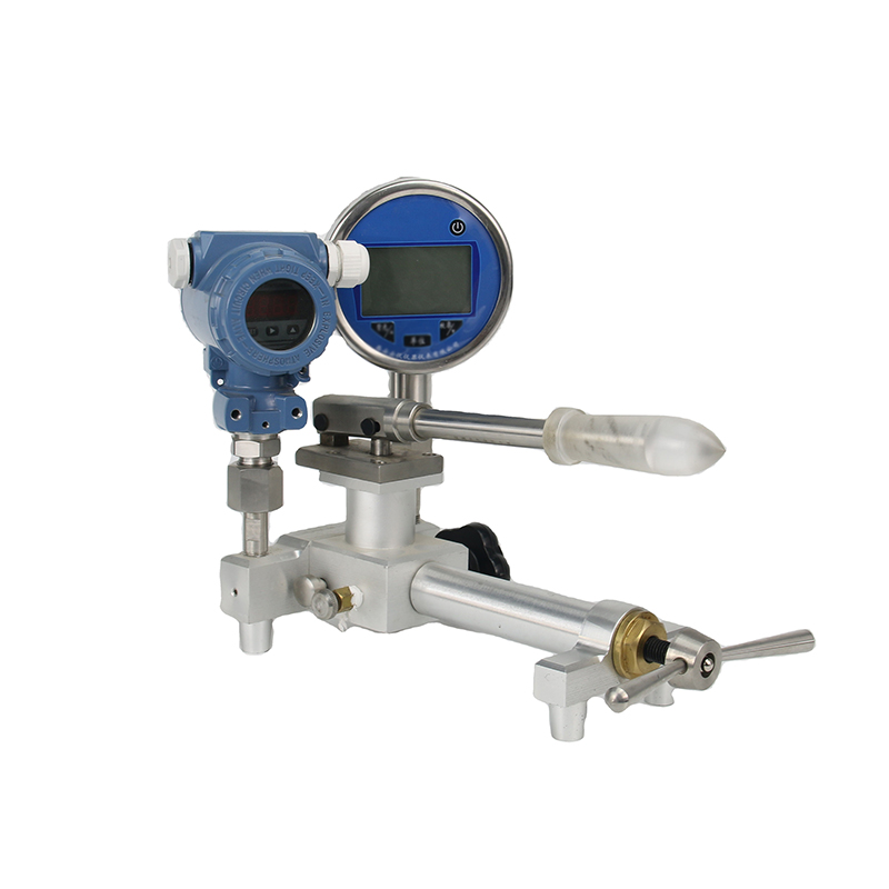 Accurate-Calibration Portable Pressure Source Calibrator