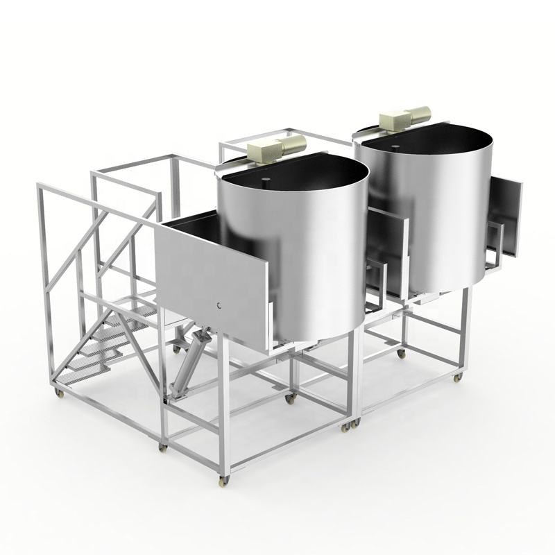 Hot air from the new-type industrial popcorn machine is used in the production of flavored popcorn. - Image 3