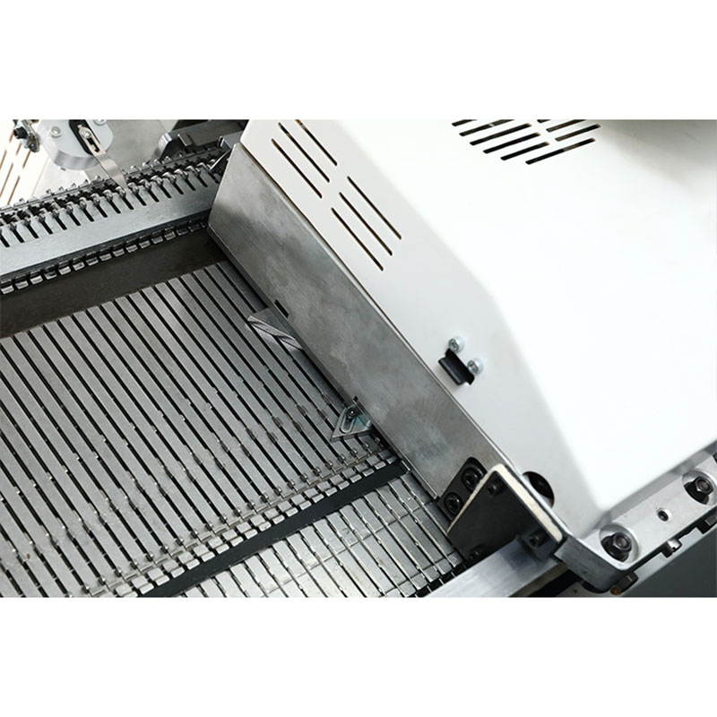 52-inch High-speed Computer-controlled Lockstitch Sewing Machine Produced by the Factory - Image 2