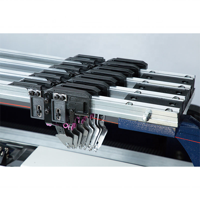 52-inch High-speed Computer-controlled Lockstitch Sewing Machine Produced by the Factory - Image 3
