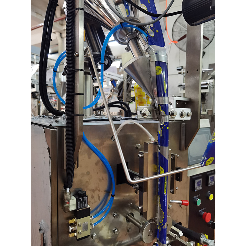 40bags/min Vertical Corn Starch Packaging Machine for Cake Flour - Image 2