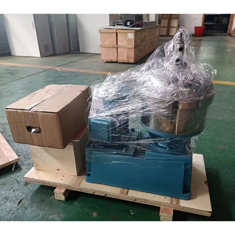 Small Industrial Manual Milk Cream Separator for Dairy Processing - Image 3