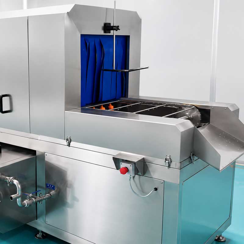 Industrial tray washer and dryer for food processing
