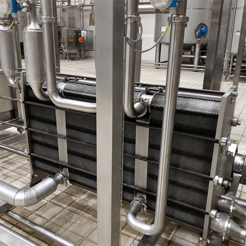 Stainless steel plate pasteurizer for hygienic dairy production
